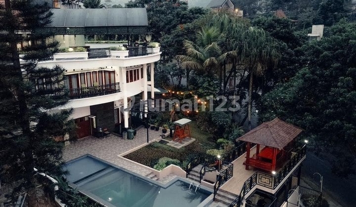 Rumah Sultan di Dago Resort Full Furnished Dekat Hotel Intercontinental