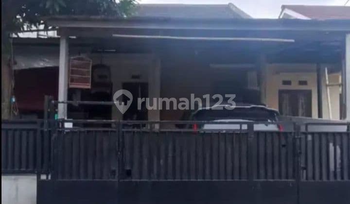 Rumah 1 Lantai 13 Menit ke Primaya Hospital Depok Hadap Selatan J41215
