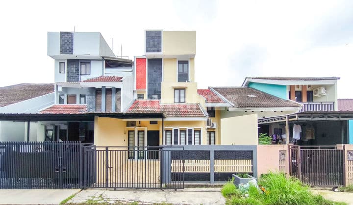 Rumah 3 LT Strategis 15 Menit ke The Breeze BSD City SHM Dibantu KPR J-39746