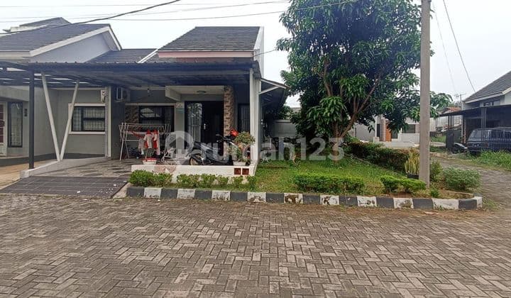 Rumah Strategis 17 Menit ke Gerbang Tol Cimanggis Dibantu KPR J34763