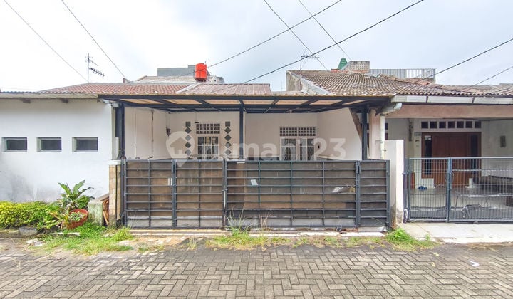 Rumah Strategis 10 Menit ke Gerbang Tol Pamulang Dibantu KPR J-37904