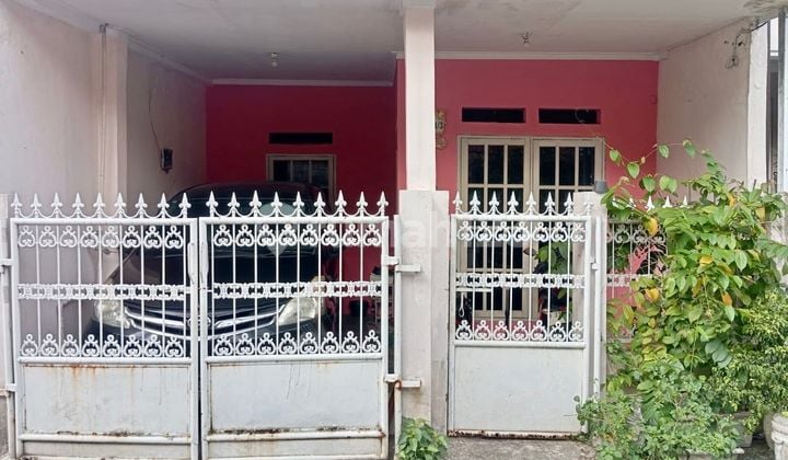 Rumah 2 KT Minimalis Dekat Living World Kota Wisata Siap Huni J38463