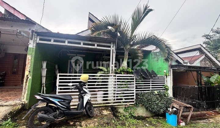Rumah Seken Terawat 15 Menit ke Stasiun Bojong Gede Siap Huni J41704