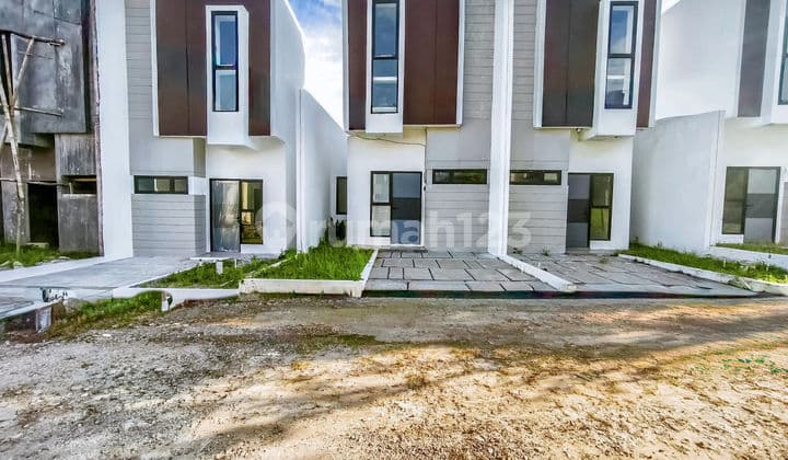 Rumah 2 Lantai Terawat 7 Menit ke Stasiun Tigaraksa Dibantu KPR J44736