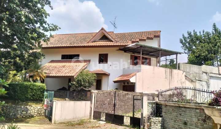 Rumah Bergaya Amerika Jl. Tunjung Biru Villa Duta Baranangsiang Bogor
