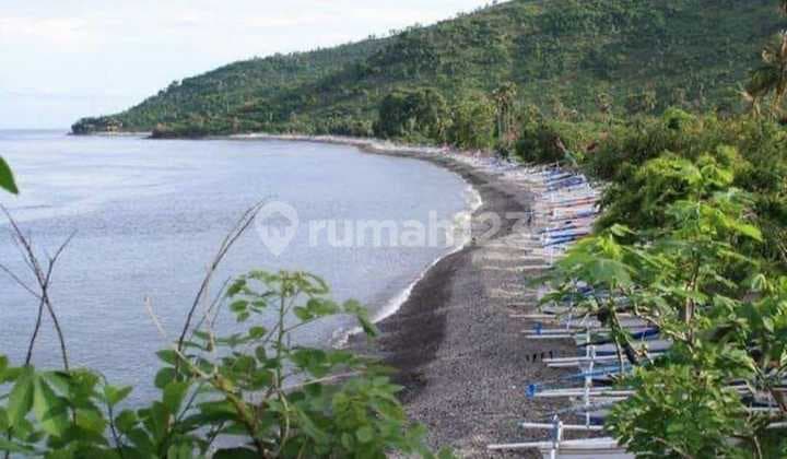 Tanah di Tepi Pantai Amed Karangasem