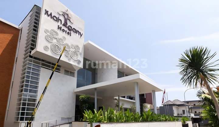 Buc Hotel di Jalan Bypass Nusa Dua , Badung SHM