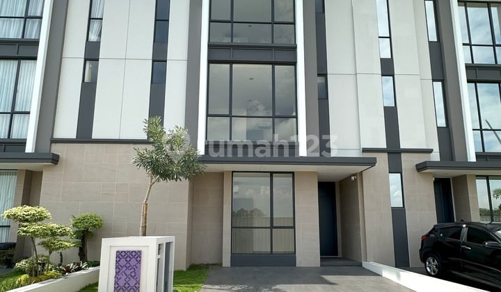 Rumah 3Lt 8X14 4Kt Cluster Sentarum Asya Jgc Jakarta Garden City