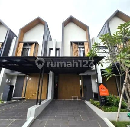 Attic House 2 Floors 5x15 Mahakam Cluster Mts Jgc Jakarta Garden City