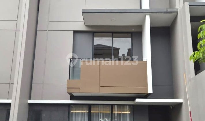 Rumah 3Lt 7X15 105M Cluster Kelimutu Asya Jgc Jakarta Garden City