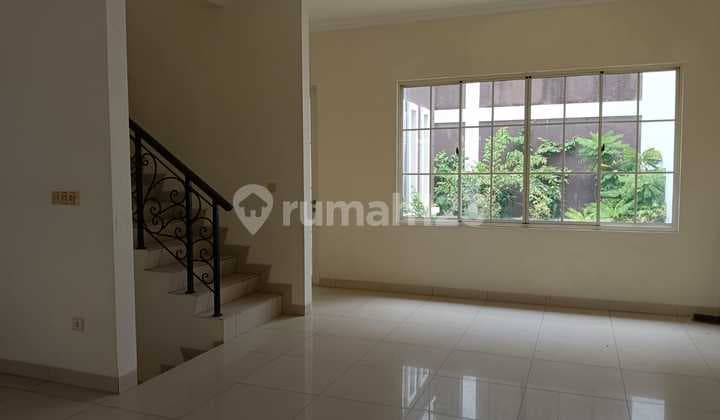 Rumah di Green Lake City Ukuran 8 X 20, 2 Lantai, Kosongam