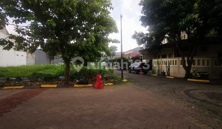 Land in Metland Puri, Area 297 M2, Next to Swimming Pool, Excellent