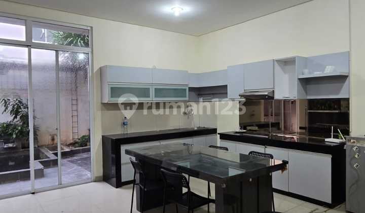 Rumah di Green Lake City, Cluster Amerika , Fullfurnish
