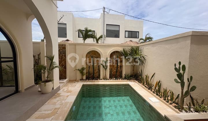 Villa Baru View Sawah untuk Disewa "Longlease"Di Jl Kebon Buduk Pererenan