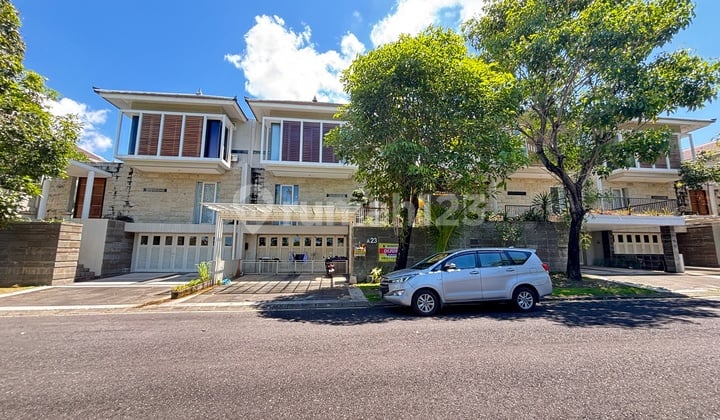Rumah Mewah Dijual Area Cluster Aman dan Nyaman di Perumahan Citraland Denpasar
