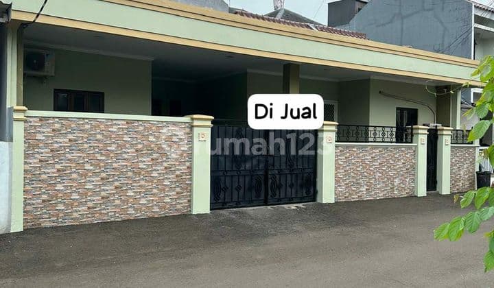 Rumah Lebar & Rapi, Cluster Aman Bebas Banjir. Dekat Sekolah