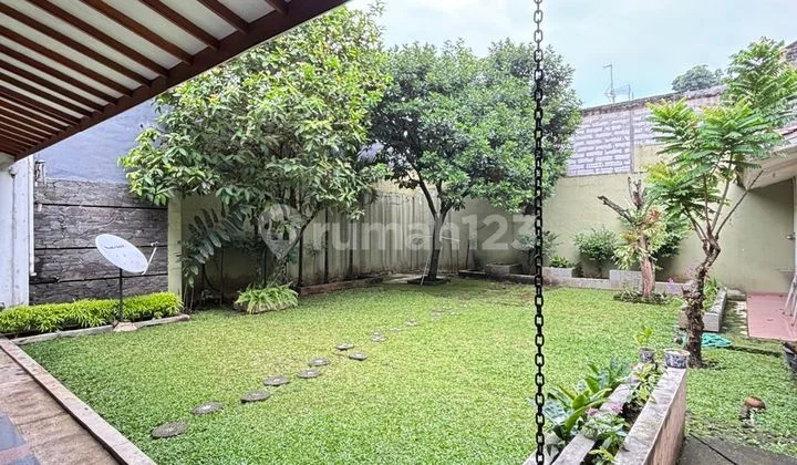 Cheapest Luxury House on Tubagus Ismail Dago, Bandung City, Negotiable