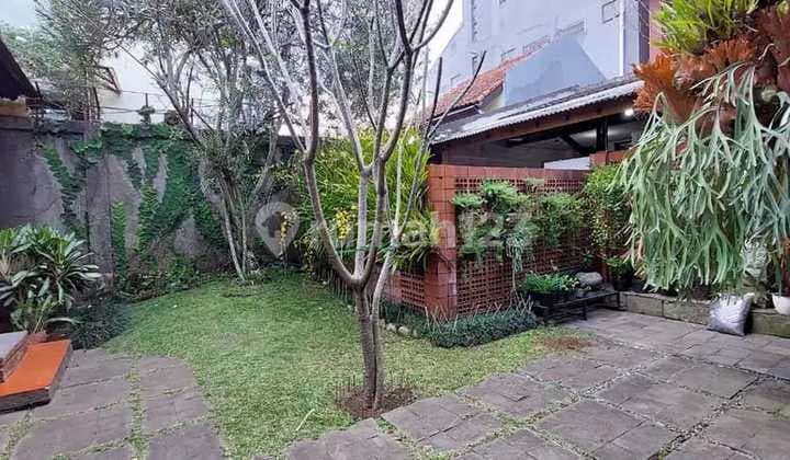 "Rarest affordable spacious house near Itb Ganesha at Sangkuriang."