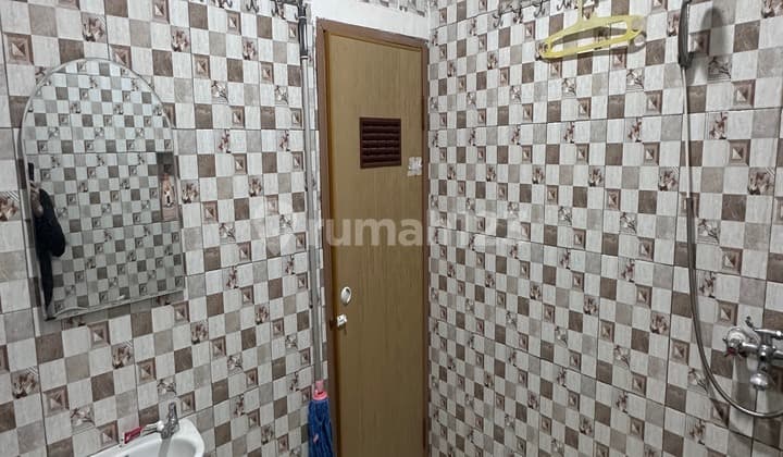 Disewakan Rumah Di Cisauk Perumahan Serpong Garden 2