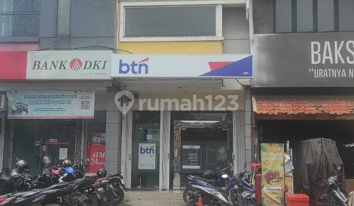 FOR RENT/ FOR SALE 4-STORY SHOPHOUSE ex BTN Bank UIN JL KH JUANDA CIPUTAT TANGERANG