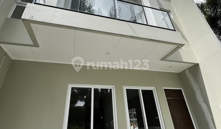 Dijual Rumah Brand New Melati Mas Siap Huni