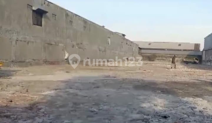 DIJUAL KAVLING UNTUK GUDANG - Tinggi sudah diurug bebas banjir!