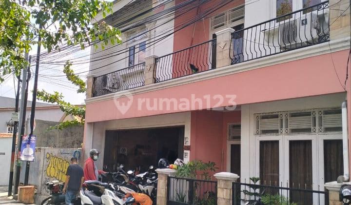 RUMAH 2.5LT COCOK UTK RUMKOST dkt IMIGRASI di Cipinang Jatinegara Jaktim