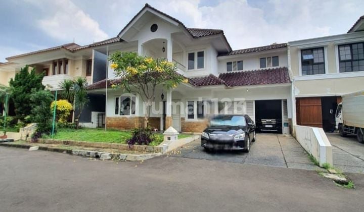 RUMAH MEWAH 2LT LUAS 574m dlm PERUMAHAN dkt TB SIMATUPANG di CONDET