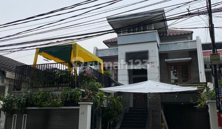 Rumah Strategis Pinggir Jl Raya Bisa Buat R Usaha Cafe Di Otista