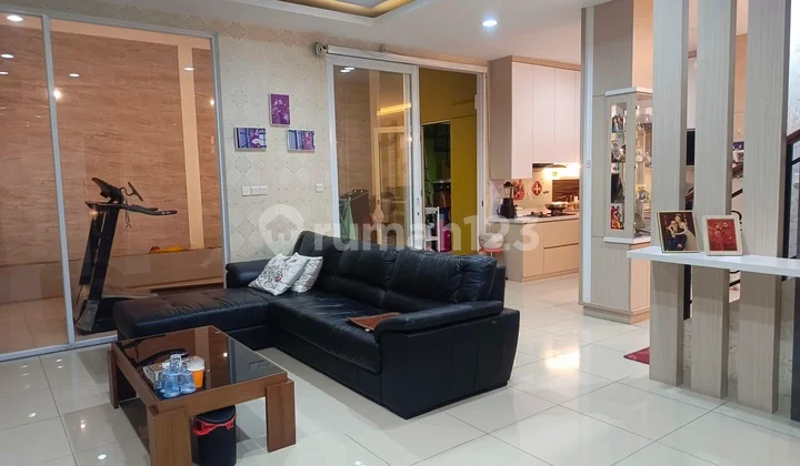 Dijual Rumah Flamingo,Full Furnish Bagus,Terawat,Murah,Bagus,Siap Huni.the Spring di Summarecon,Gading Serpong.