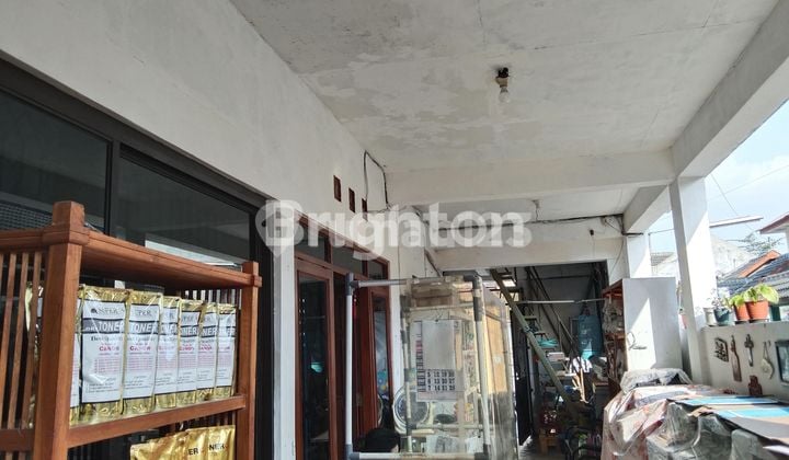 RUMAH SIAP HUNI, BESAR DAN LUAS. SELANGKAH MIROTA GODEAN, TUGU MALIOBORO MAUPUN RINGROAD BARAT.