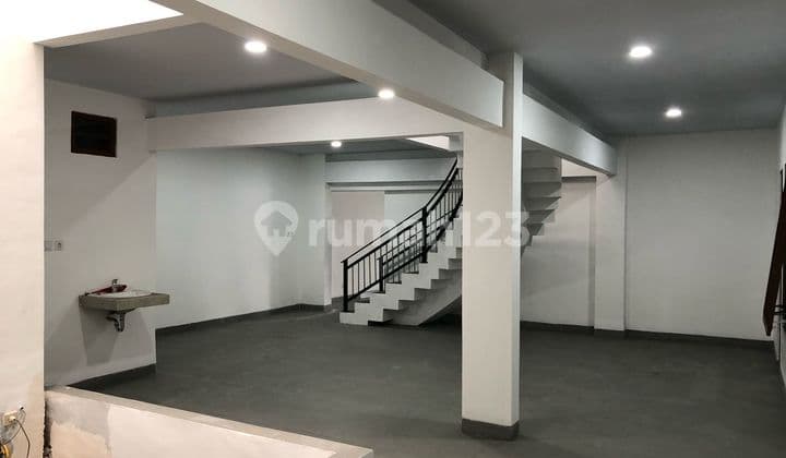 Ruko Siap Usaha, Pinggir Jalan Raya Jogja Solo Km 9