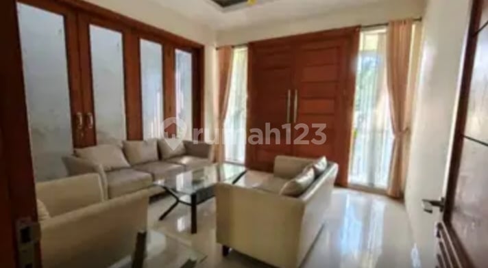 Bale Hinggil Kaliurang KM 8,5 Semi Furnished