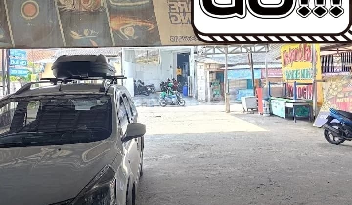 Jambon Jl. Magelang Tanah Bonus Bangunan Toko