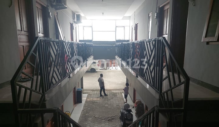 Kost Kos Kaliurang KM 8 Sate Ratu UGM Campus Hyatt Hotel Golf