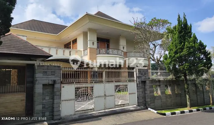 Rumah Luxury 2 Lantai Setiabudi-Lingkungan Sejuk, Dibawah NJOP!!