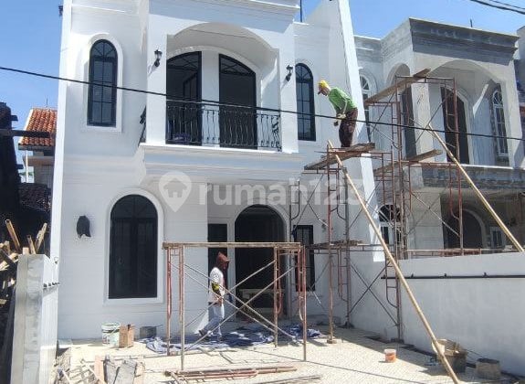 New 2-Story House in Bkr, Bandung City, Strategic Location with Easy Access