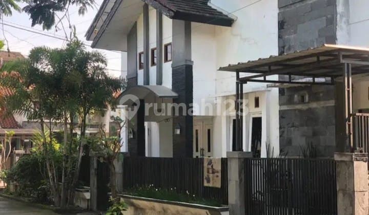 Rumah Bagus 2 Lantai di Taman Persada Asri Posisi Hook Margahayu