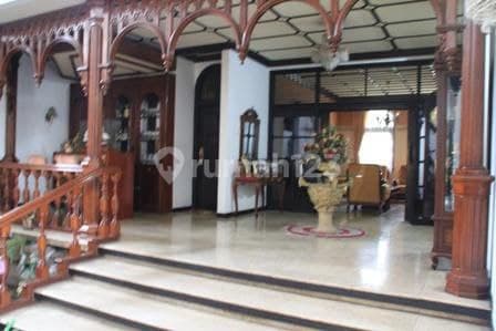 Dijual Rumah Luas Di Tubagus Ismail Bandung