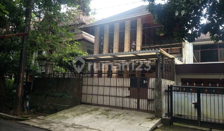 Hunian Istimewa di Kawasan Sayap Dago, Area Prestige Kota Bandung