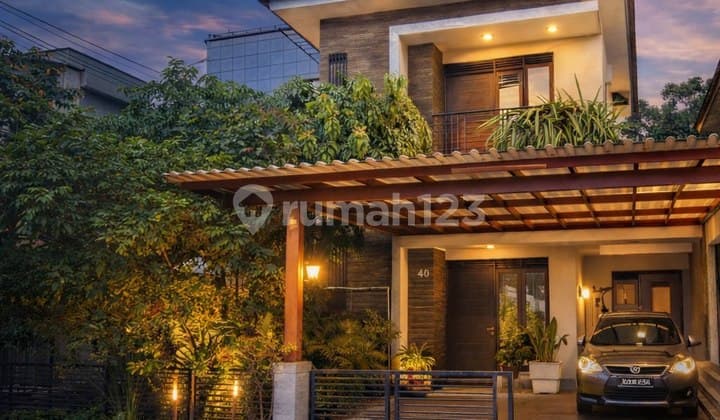 Beautiful 2-Story House Ready to Occupy in Grand Sharon, Bandung City
