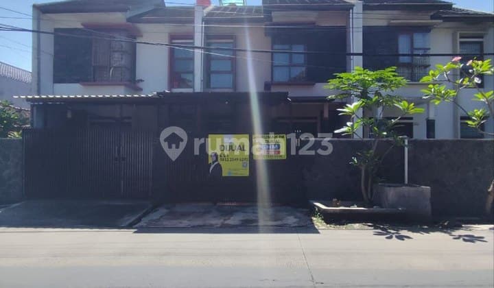 Rumah Bagus 2 Lantai Siap Huni di Arcamanik Akses Jalan Lebar