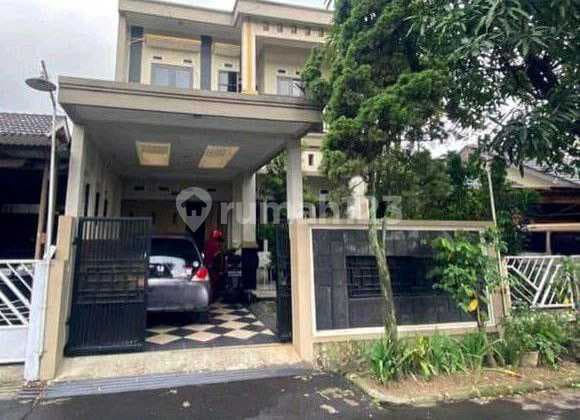 Rumah Idaman! 2 Lantai di Kembar Harga Pasar-Masih Nego