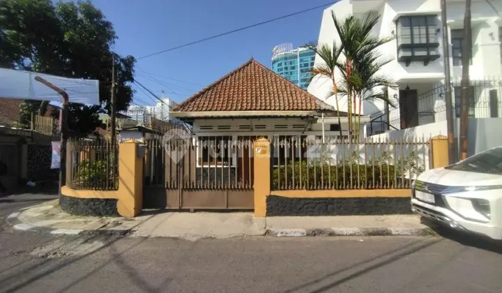 Under Market-Rumah @ Braga Dipusat Kota Bandung Lok Strategis