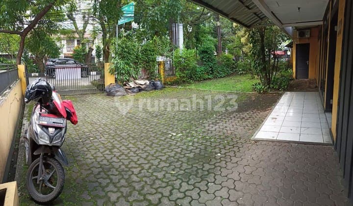 Spacious House 415m² Land Area on Main Road Martanegara Near Trans Studio Mall
