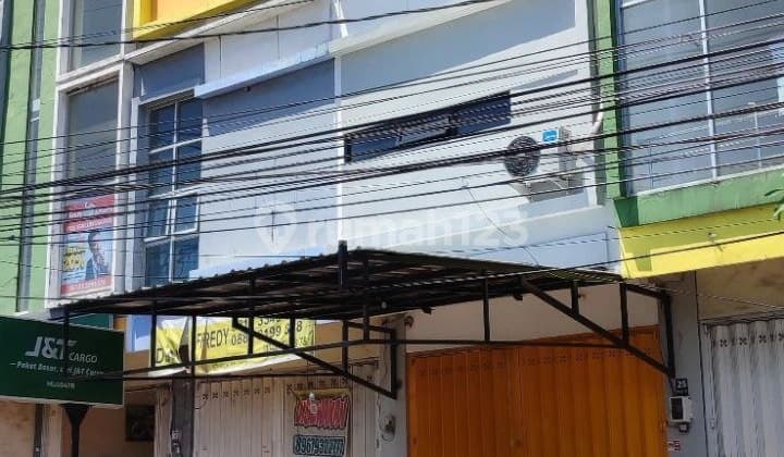 Ruko Kawasan Ramai Siap Huni di Galunggung Malang