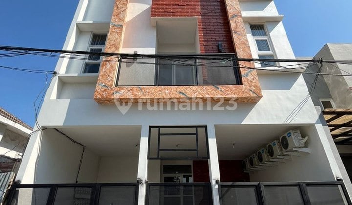 Rumah Kos Furnish Bangunan Baru Area Bunga Lely Malang
