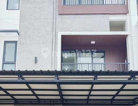 Rumah Kos Aktif Full Furnish di Graha Agung Merjosari Malang