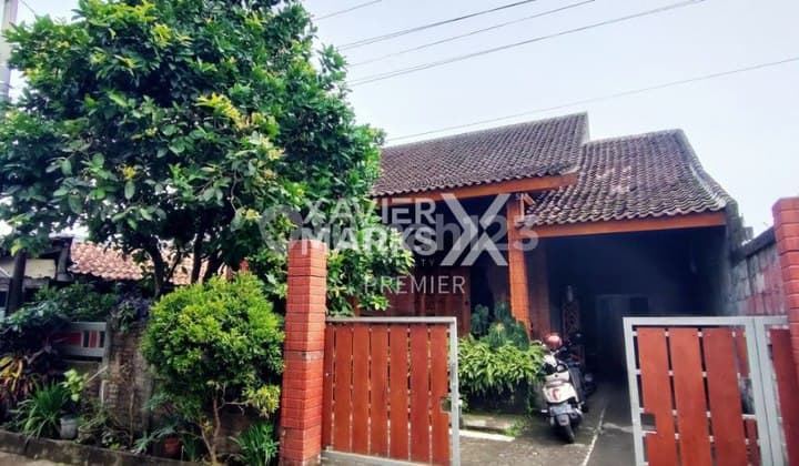 Rumah Semi Furnish Dekat Pusat Kota di Polehan Blimbing Malang
