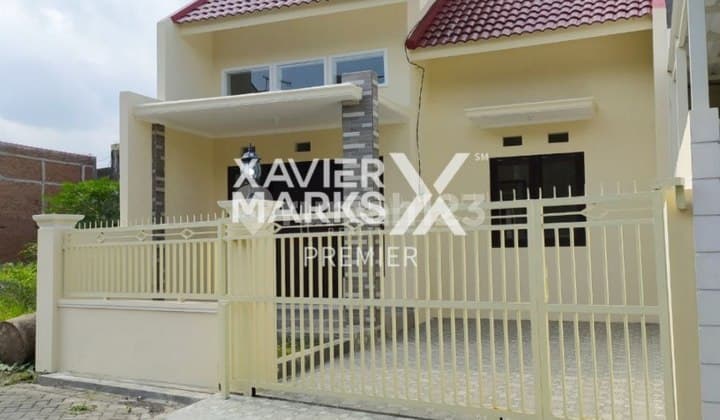 Rumah Minimalis Row Jalan Lebar di Bantaran Barat Malang